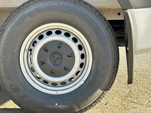 New 2026 Mercedes-Benz Sprinter 2500 image 26