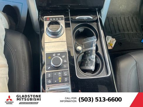 Used 2017 Land Rover Range Rover HSE AWD/4WD image 11