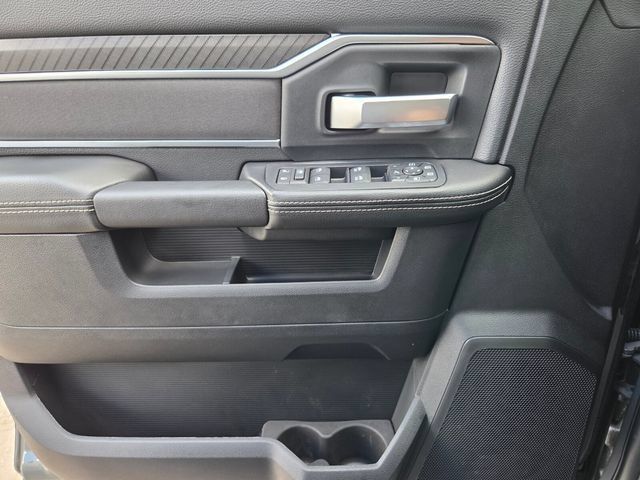 New 2027 RAM 3500 Big Horn AWD/4WD image 21