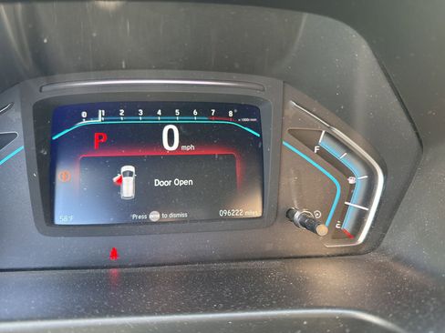 Used 2018 Honda Odyssey Elite image 5