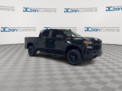 Used 2021 Chevrolet Silverado 1500 Custom Trail Boss w/ Midnight Edition AWD/4WD image 2
