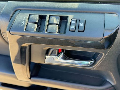 Used 2020 Toyota 4Runner TRD Off Road image 12