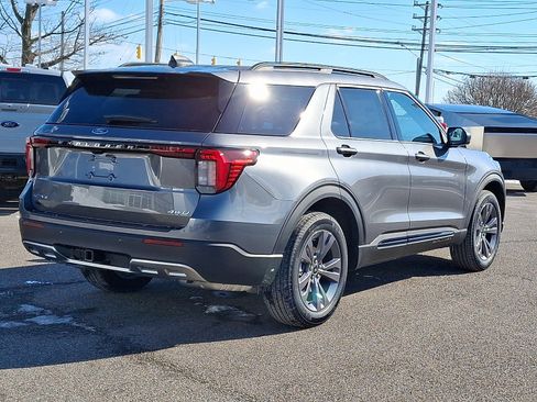 New 2026 Ford Explorer Active w/ Active Comfort Package image 14