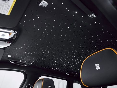 Used 2026 Rolls-Royce Cullinan image 4