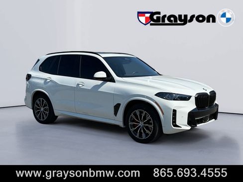 Used 2026 BMW X5 xDrive40i w/ Executive Package AWD/4WD image 1
