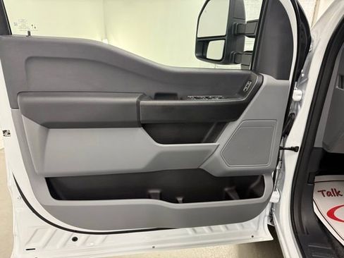 New 2026 Ford F350 XL w/ XL Chrome Package AWD/4WD image 13