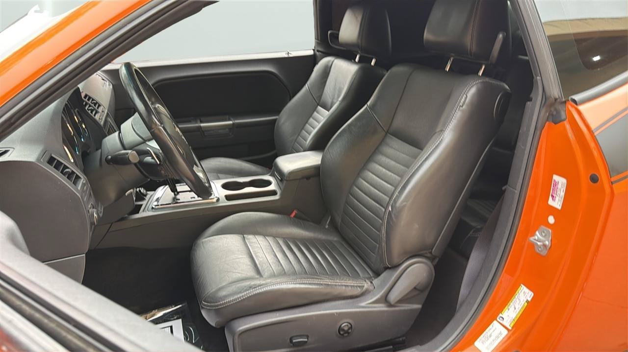 Used 2012 Dodge Challenger R/T RWD image 12