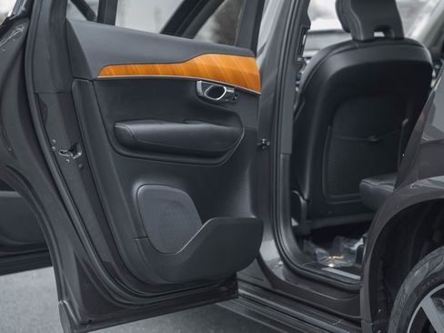 Certified 2023 Volvo XC90 B6 Plus w/ Protection Package Premier image 36