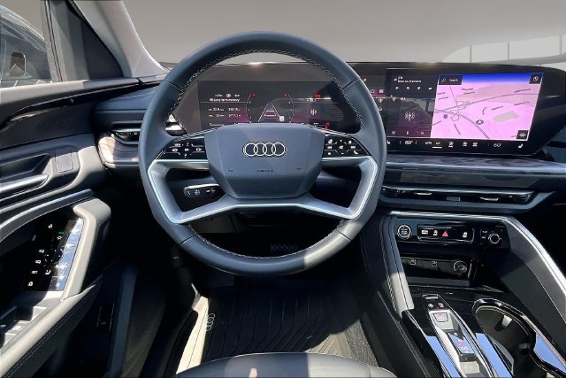 Used 2025 Audi Q5 Premium w/ Convenience Package AWD/4WD image 8