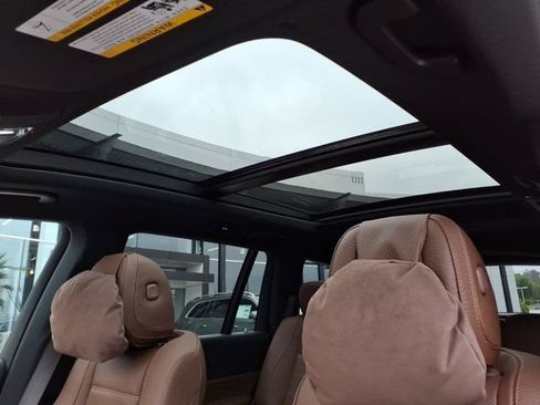 New 2026 Mercedes-Benz GLS 580 4MATIC image 14