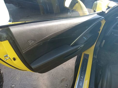 Used 2017 Chevrolet Corvette Grand Sport RWD image 9