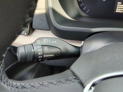 New 2026 Volvo XC90 B6 Plus w/ Protection Package Premier image 20