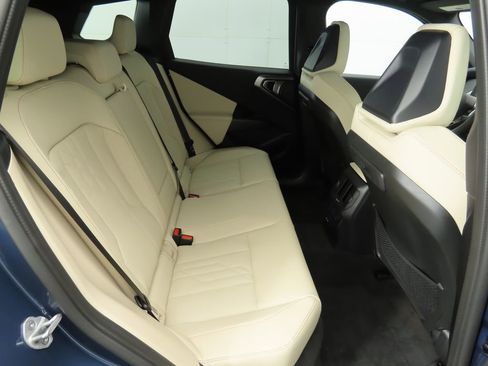 Used 2026 BMW X3 xDrive30i w/ Premium Package AWD/4WD image 23