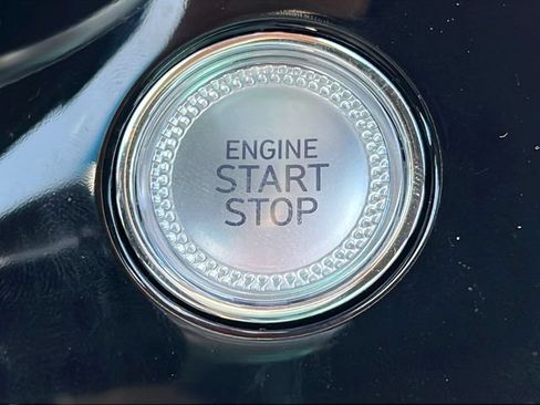 Certified 2026 Genesis G70 2.5T RWD image 27