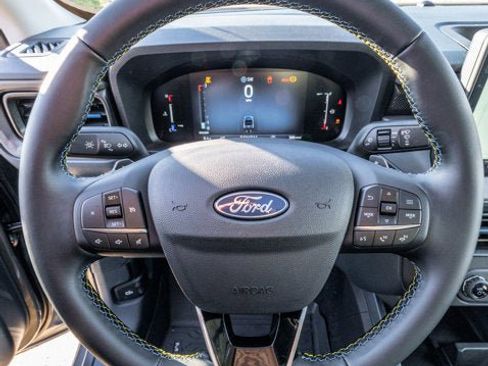 New 2025 Ford Maverick Lobo AWD/4WD image 39