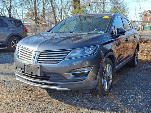 Used 2017 Lincoln MKC Select w/ Select Plus Package image 3