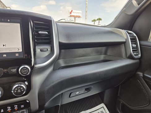 Used 2025 RAM 1500 Lone Star AWD/4WD image 32