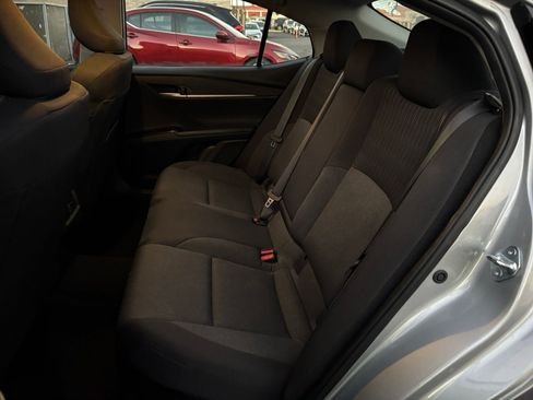 Used 2025 Toyota Camry LE image 37