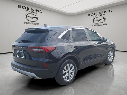 Used 2023 Ford Escape Active w/ Tech Pack #2 image 6