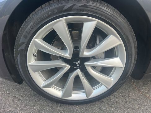 Used 2020 Tesla Model 3 Standard Range Plus image 12
