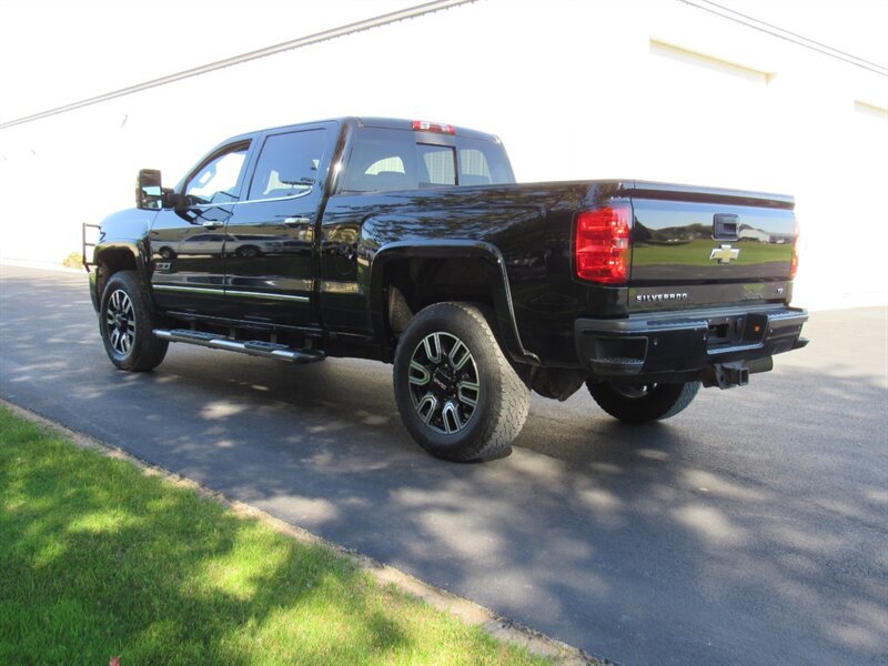 Used 2016 Chevrolet Silverado 2500 LTZ w/ Duramax Plus Package AWD/4WD image 6