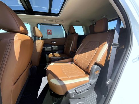 New 2026 Nissan Pathfinder Platinum AWD/4WD image 19