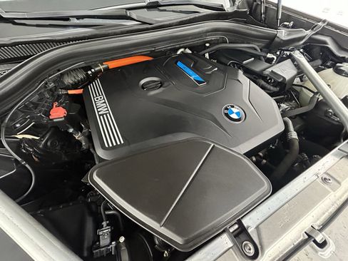 Used 2021 BMW X3 xDrive30e w/ Executive Package image 44
