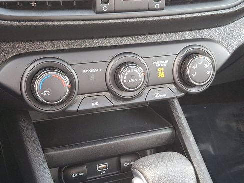 Used 2023 Kia Forte LXS w/ LXS Technology Package image 15