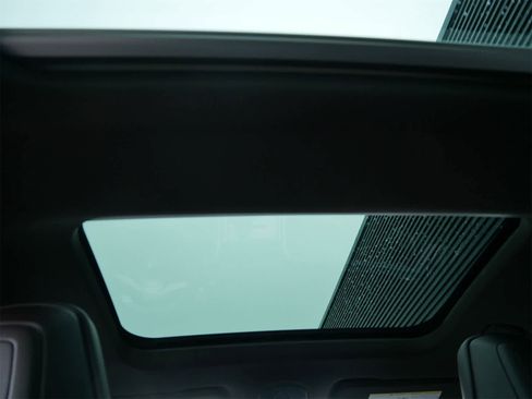 New 2026 Porsche Panamera 4 image 15