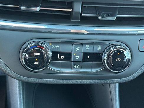 New 2026 Buick Envista Preferred image 19