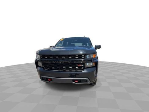 Used 2021 Chevrolet Silverado 1500 Custom Trail Boss w/ LPO, Dark Essentials Package AWD/4WD image 3