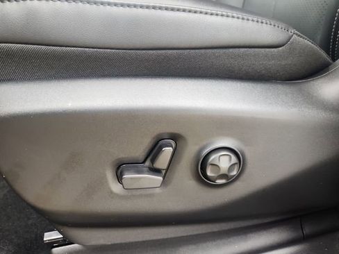 New 2026 Chrysler Pacifica Select image 15