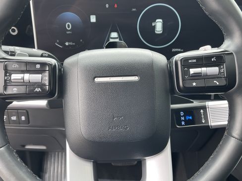 Used 2024 Hyundai Santa Fe Limited AWD/4WD image 22