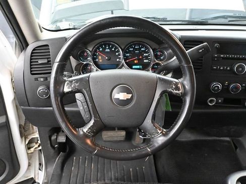 Used 2010 Chevrolet Silverado 2500 LT image 24