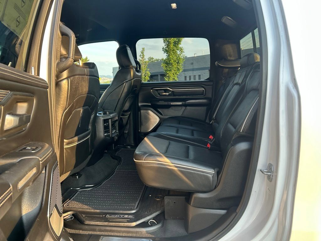 Used 2019 RAM 1500 Limited AWD/4WD image 19