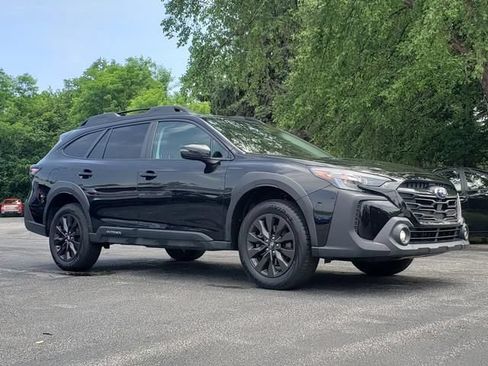 Certified 2025 Subaru Outback Onyx Edition AWD/4WD image 1