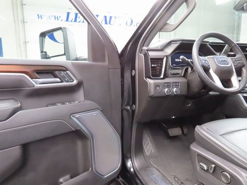 Used 2025 GMC Sierra 2500 Denali w/ Technology Package image 44