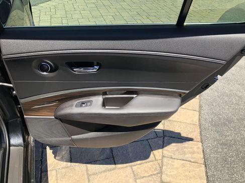 Used 2014 Acura RLX w/ Technology Package FWD image 31