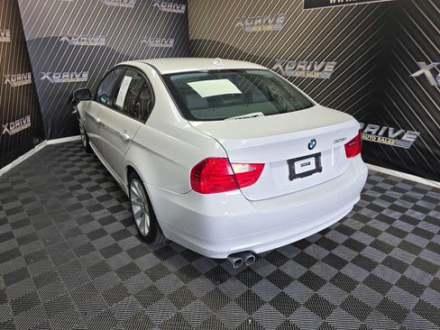 Used 2011 BMW 328i xDrive Sedan image 10