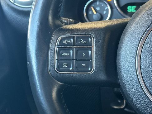 Used 2014 Jeep Wrangler Rubicon w/ Power Convenience Group AWD/4WD image 29