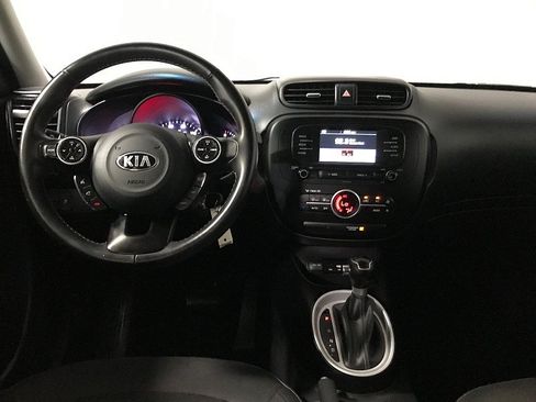 Used 2017 Kia Soul + w/ Designer's Package FWD image 21