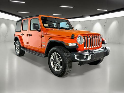 Used 2018 Jeep Wrangler Unlimited Sahara image 21