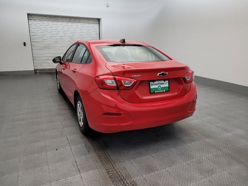 Used 2018 Chevrolet Cruze LS image 6