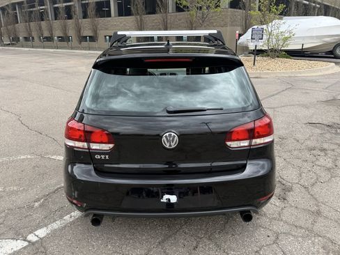 Used 2014 Volkswagen GTI Driver's Edition FWD image 9