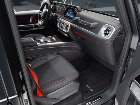 Used 2025 Mercedes-Benz G 63 AMG 4MATIC image 38
