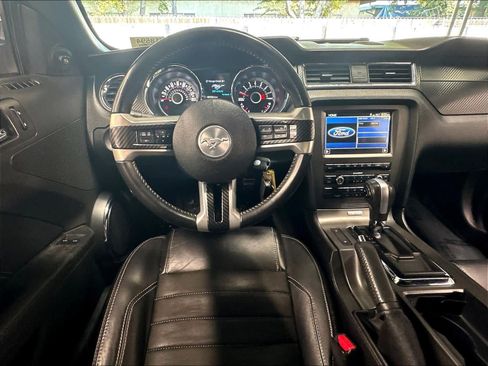 Used 2013 Ford Mustang GT Premium w/ Electronics Pkg RWD image 11