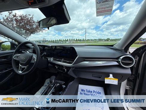 New 2026 Chevrolet Trax ACTIV FWD image 30