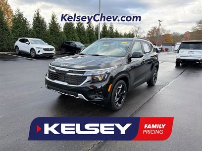 Used 2025 Kia Seltos EX w/ EX Sunroof Package