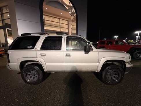 Used 2004 Chevrolet Tahoe Z71 w/ Z71 Preferred Equipment Group image 2