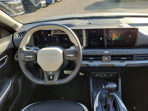 Certified 2025 Kia K4 GT-Line Turbo image 15